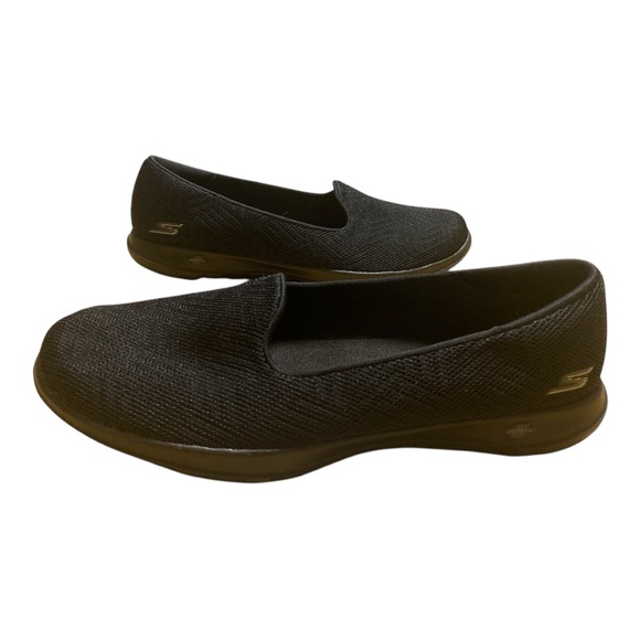 Skechers Air Cooled Goga Mat Slip On Shoes Women’s Size 8 Black Comfortable - Picture 5 of 14